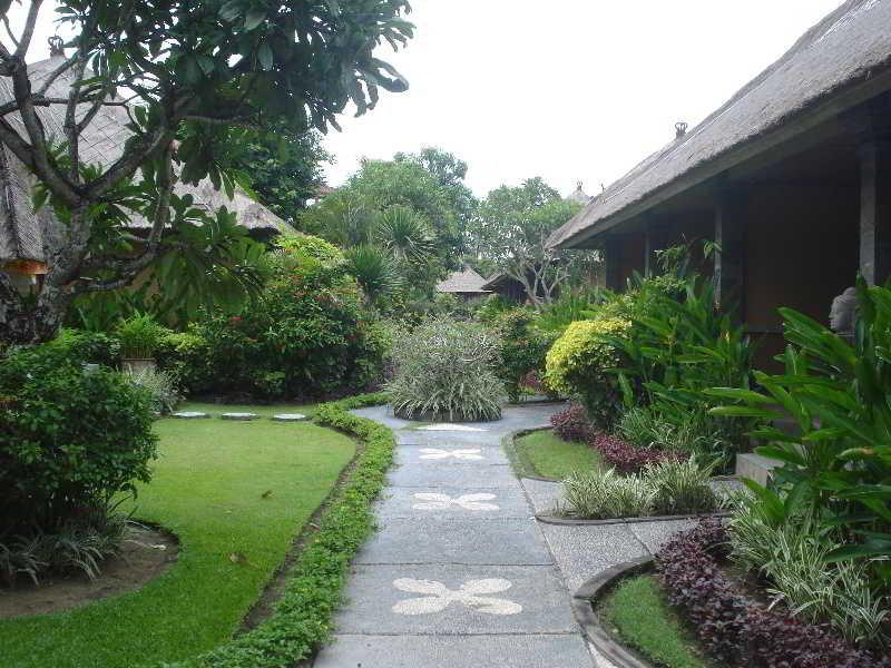 Hotel Matahari Terbit Bali à Nusa Dua  Extérieur photo