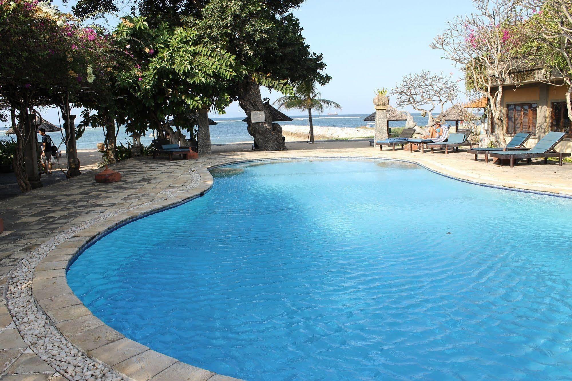 Hotel Matahari Terbit Bali à Nusa Dua  Extérieur photo